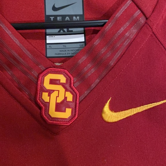 USC Trojans jersey - Picture 5 of 10